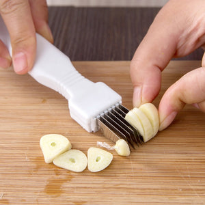 1Pcs Portable Fruit Peeler Onion Cutter  Cooking Tools Stainless Steel Vegetable Knife Onion Slicer Kitchen Gadgets