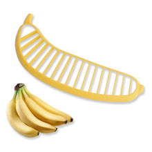 Load image into Gallery viewer, 1Pcs Banana Slicer Portable Banana Maker Kitchen Gadget Banana Cutting Accessories
