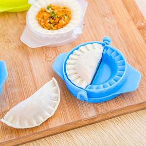 Dumplings modelling tools Kitchen Magic Creative Manual Pack Machine Food-grade Plastic Pinch Kitchen Tools 1Piece