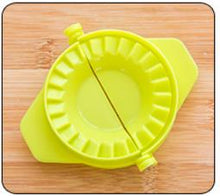 Load image into Gallery viewer, Dumplings modelling tools Kitchen Magic Creative Manual Pack Machine Food-grade Plastic Pinch Kitchen Tools 1Piece
